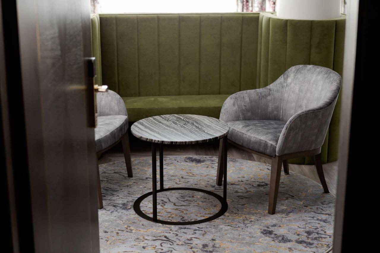 Victoria Hotel クライペダ エクステリア 写真